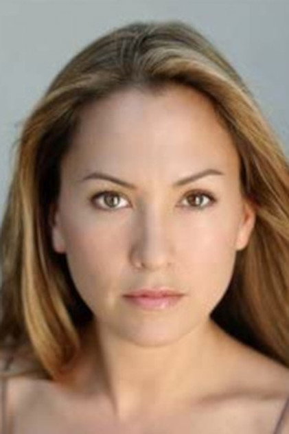 Lara Wickes
