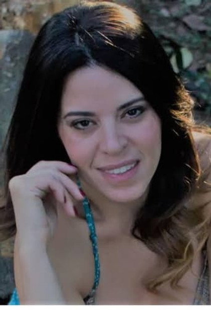 Daniella Peneluppi