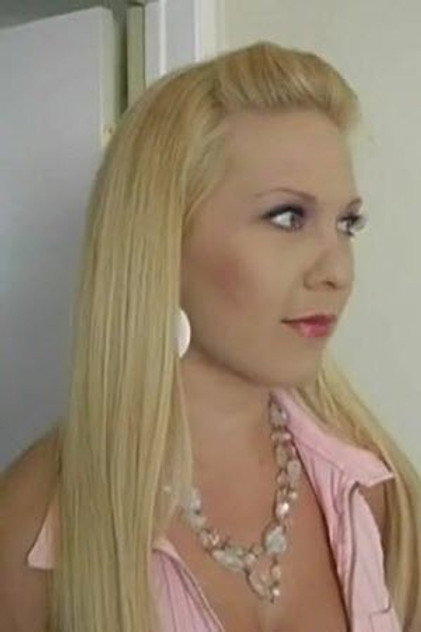 Charlotte Kelly
