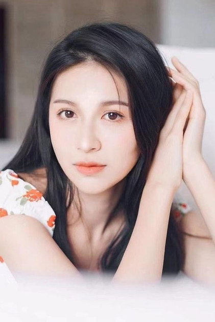 伍月