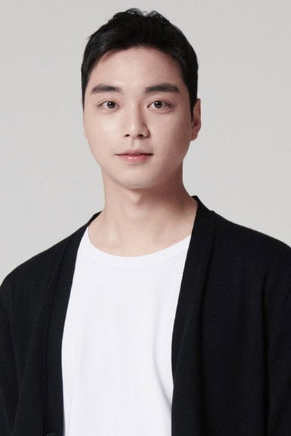 Kim Mo-beom