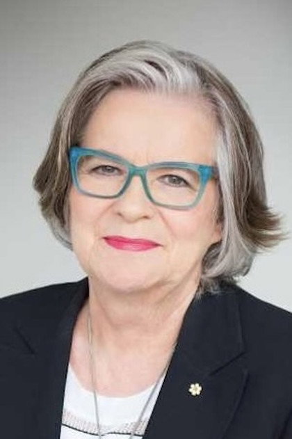 Arlette Cousture