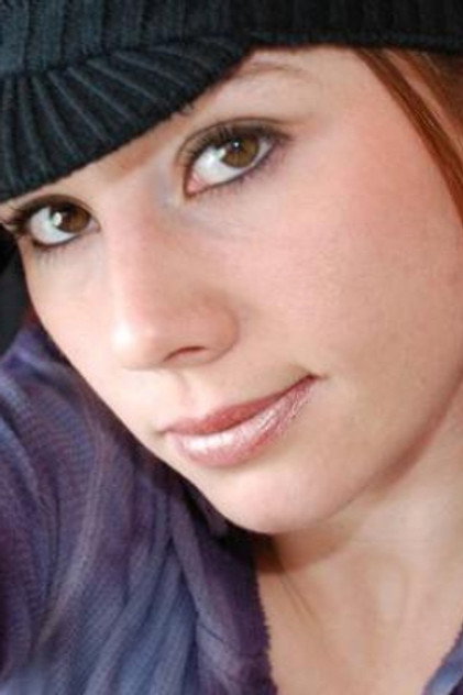 Elisha Helsper