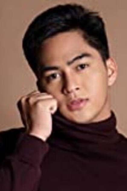 Evan Arellano