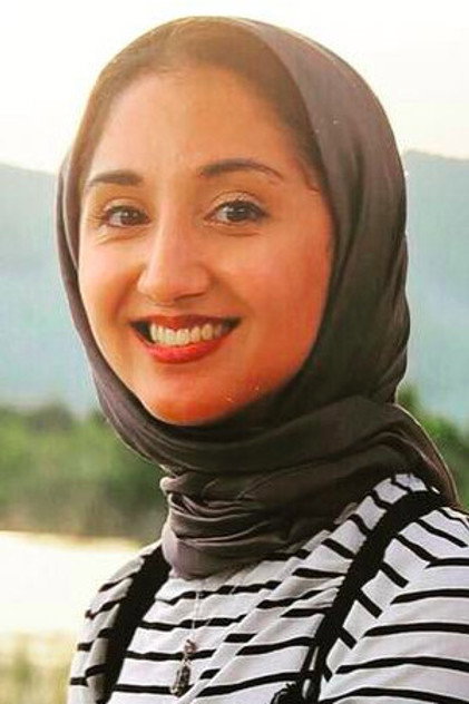 Aina Khan