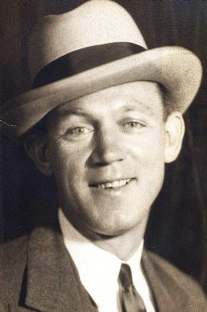 Hal Skelly