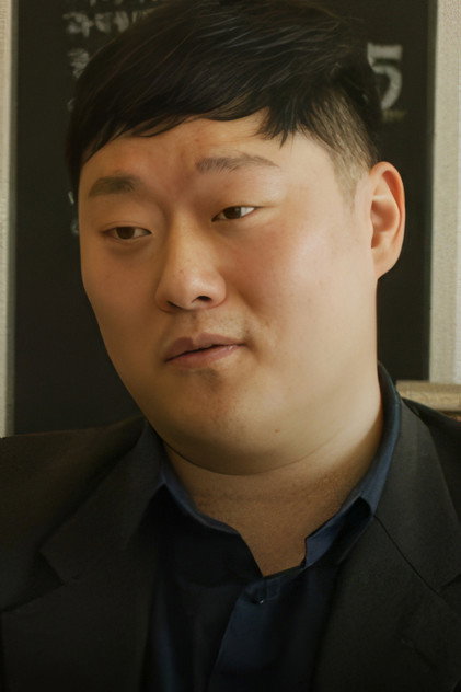홍지석