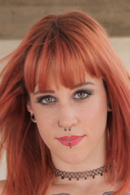 Lilyan Red