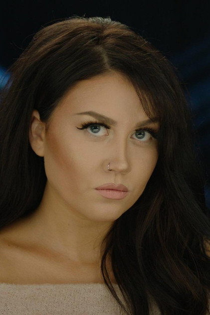 Elina Born