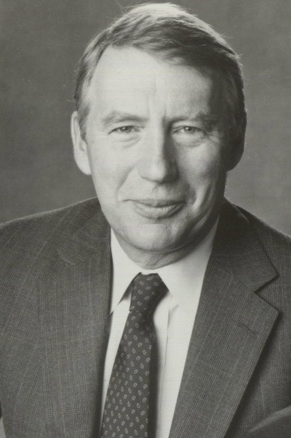 Robert MacNeil