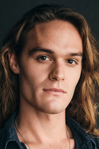 Pierce Wallace