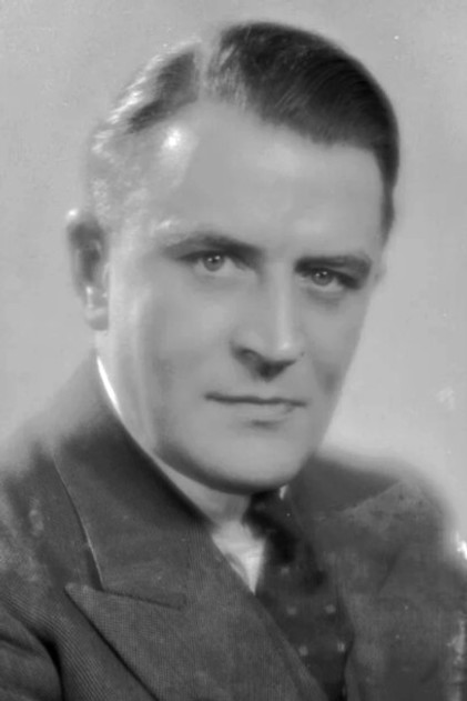 Malcolm Keen