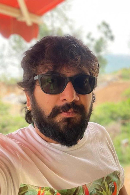Dhruvan Mano