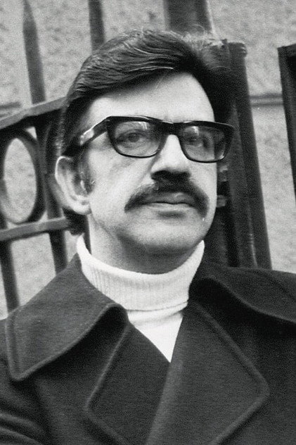 Menis Koumantareas