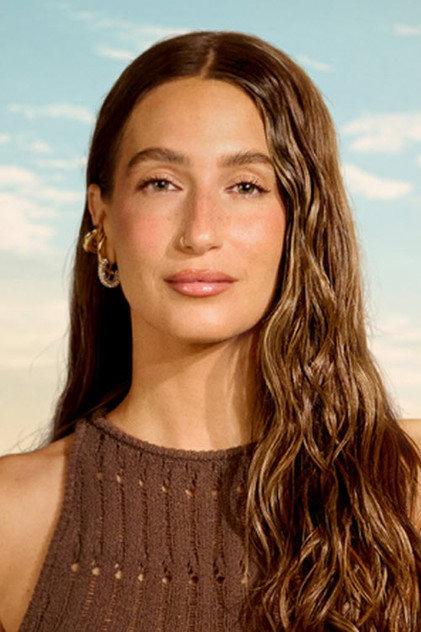 Amanda Batula