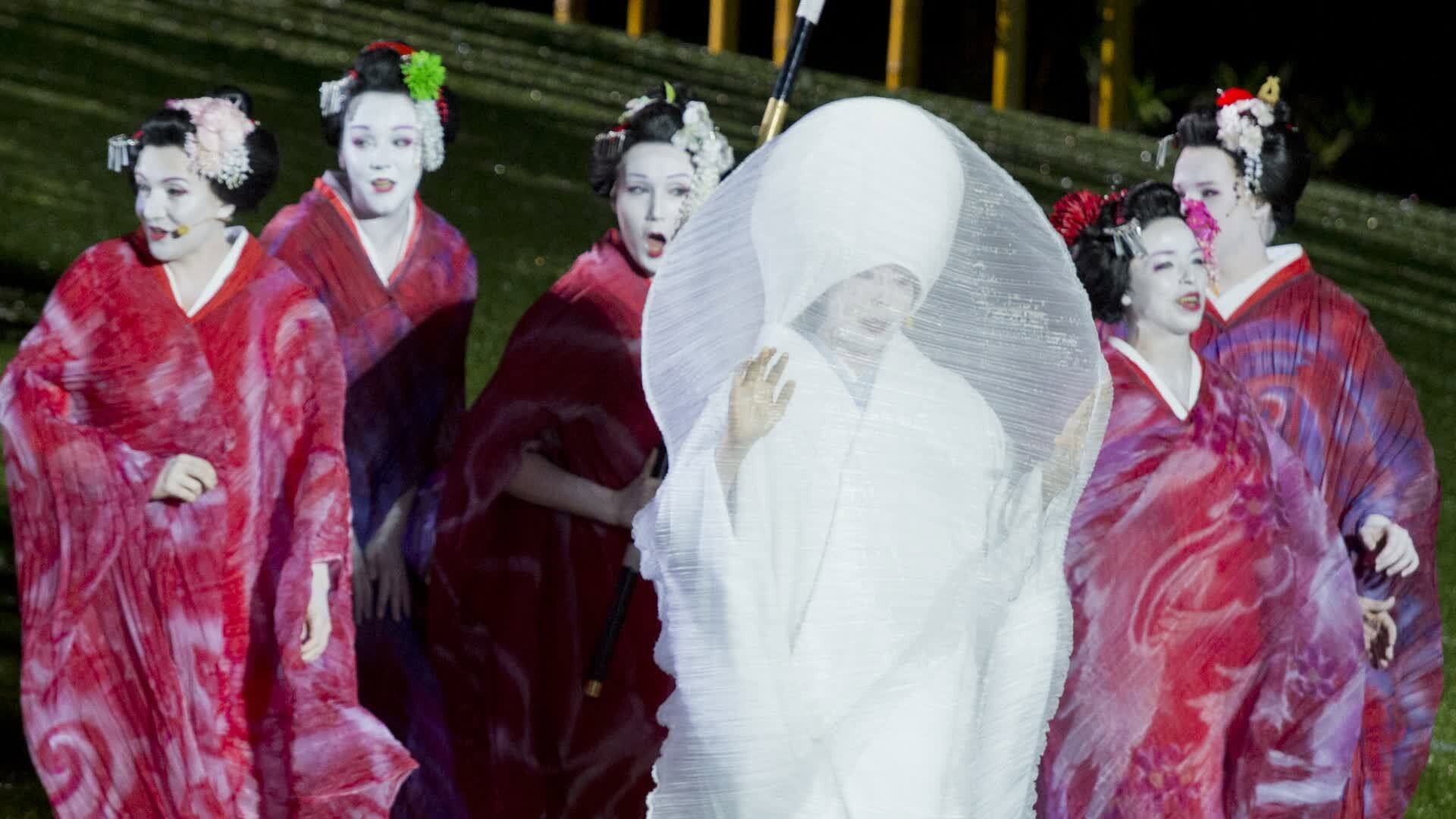 Madama Butterfly on Sydney Harbour