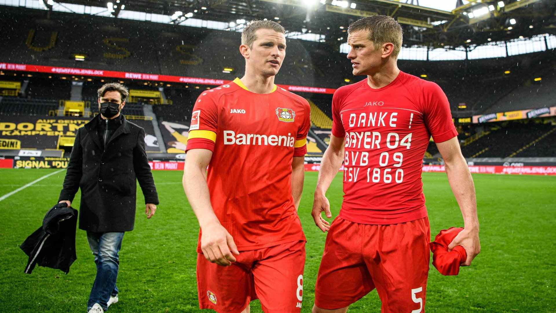 BENDER - Die Unzertrennlichen: Lars und Sven sagen Servus