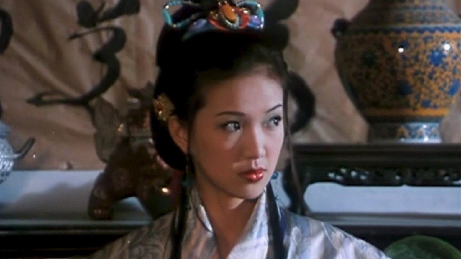 Prostitutes in the Years Past: Broken Dreams in the Red Tower - Dong Shiao Wen