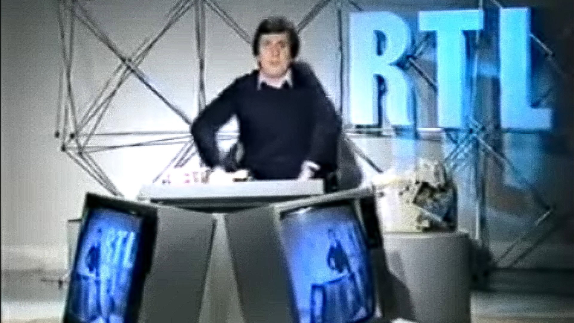 Léo contre tous