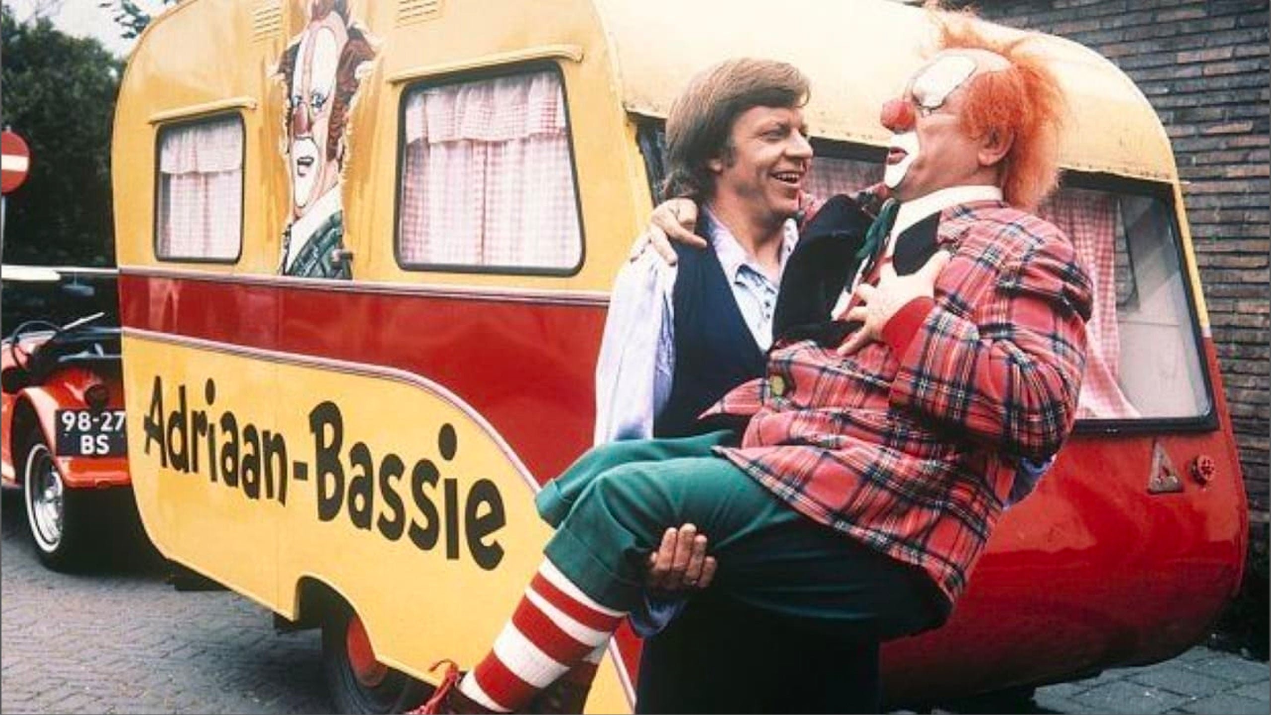 Bassie & Adriaan: The Poltergeist