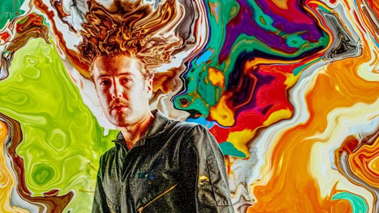 A Whole Artist