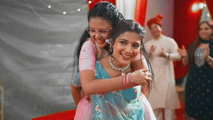 Armaan prepares Maira for hostel life
