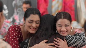 Kajal and Manisha's ruse