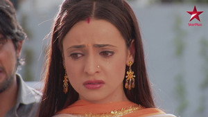 Khushi Gives Into Shyam's Ploy