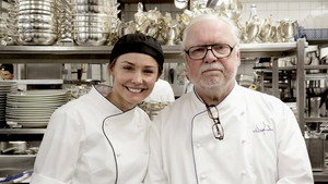 Carina works for Leif Mannerström