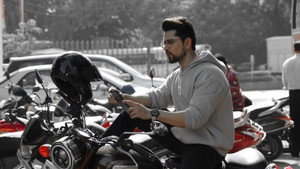 Private investigator, Krish Dixit