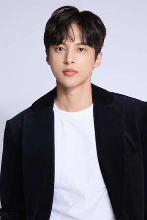 Yoon Sun-woo