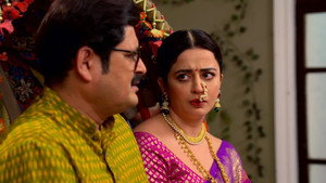 Anita Meets Tiwari In Person