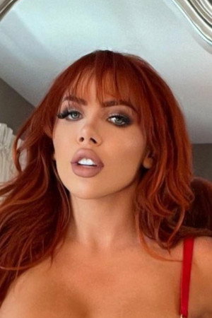 Amanda Nicole