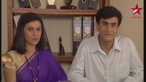 Kiran, Aarti's Adoption Plan