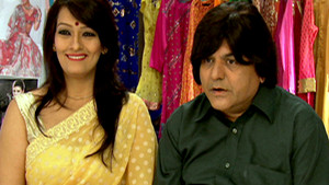 Dolly Ke Lehenge