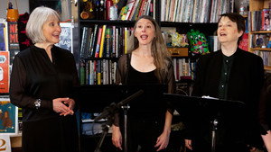 Anonymous 4 With Bruce Molsky