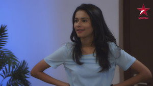 Nisha Books A Room For Chandra