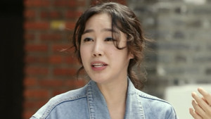 War of Blind Dates; The Girlfriend's Assist