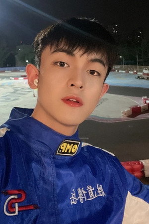 Hu Yunge