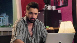 AV Steals Vrinda's Credit