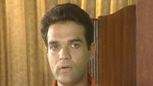 Raj Takes Aarti Home