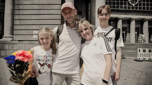 Return to Platform 5: Families At War