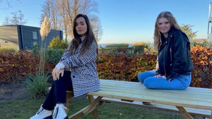 Louise and Bibi Breijman