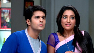Vasant's In Ganpati Pandals Office