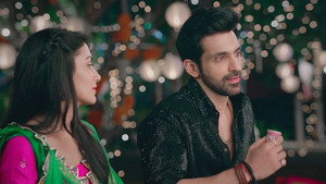 Amruta and Virat share in each other's grief