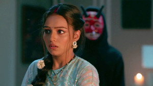 Poornima Gets Attacked