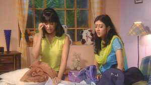 Is Aarti a Thief?