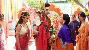 Dhawal Rebukes Amba