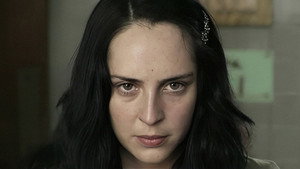 Mónica, Acorralada