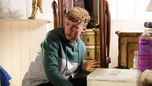 Episode 9213 (Tue 21st Dec 2021)